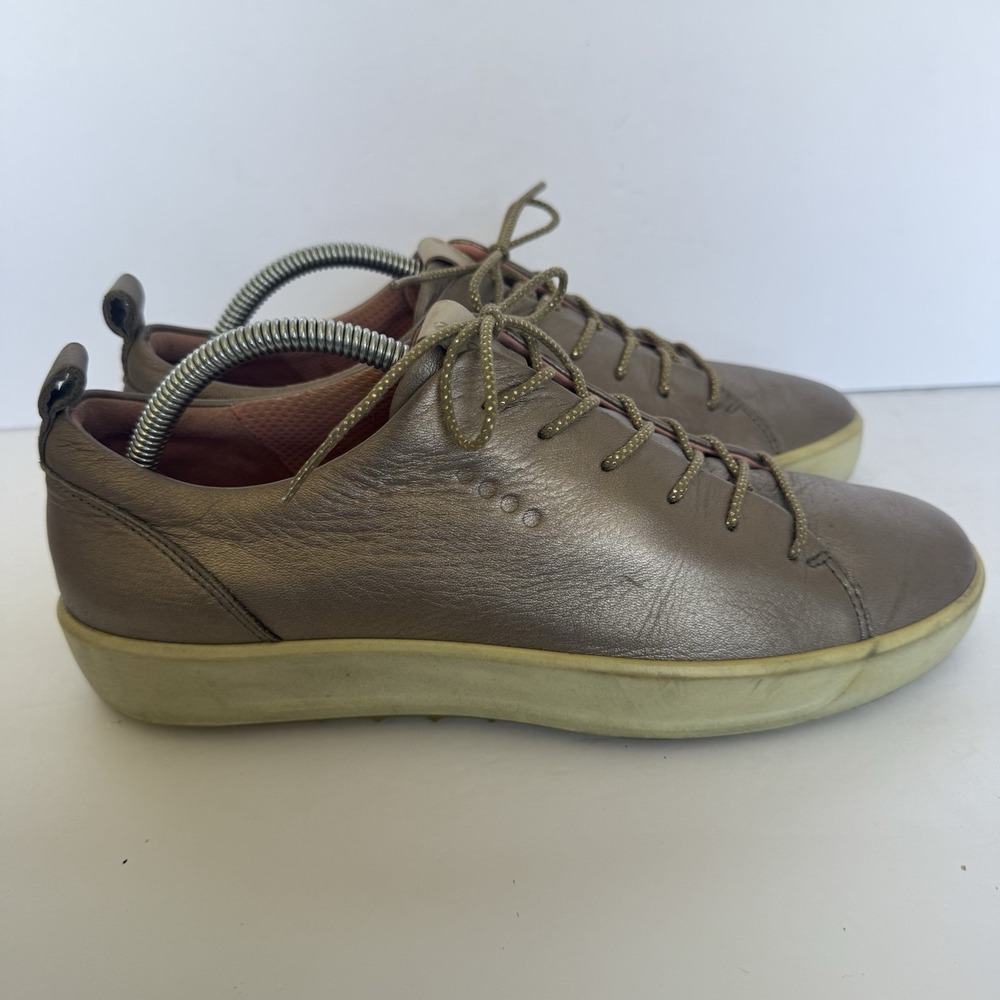 ECCO Women's Soft 7 Metallic Taupe Leather Lace-Up Sneakers Size 7-7.5 EU 38
